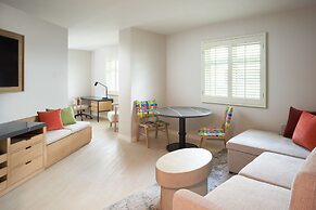 Hotel Rumbao, a Tribute Portfolio Hotel