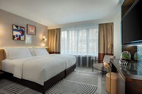 Neues Schloss Privat Hotel Zurich, Autograph Collection