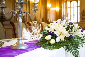 Classic Lodges - The White Swan