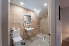 Classic Lodges - The White Swan