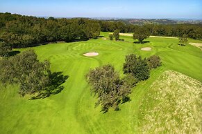 Delta Hotels by Marriott Breadsall Priory Country Club