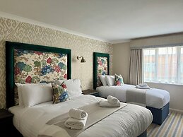 Thatchers Hotel