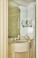 The Egerton House Hotel