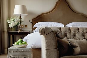 The Egerton House Hotel