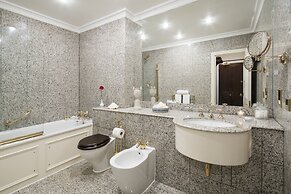 The Egerton House Hotel