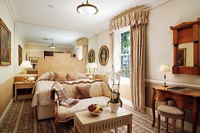 The Egerton House Hotel
