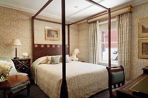 The Egerton House Hotel