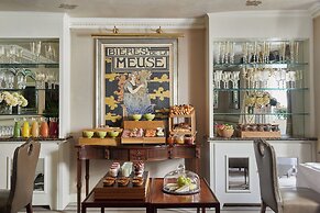 The Egerton House Hotel