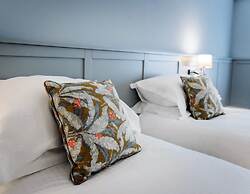 Everglades Hotel