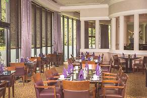 Everglades Hotel