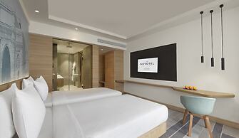 Novotel Mumbai Juhu Beach Hotel