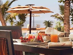 Novotel Mumbai Juhu Beach Hotel