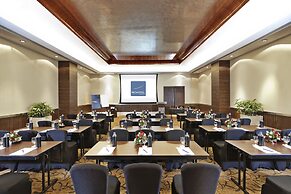 Novotel Mumbai Juhu Beach Hotel