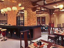 Novotel Mumbai Juhu Beach Hotel