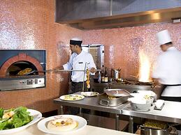 Novotel Mumbai Juhu Beach Hotel