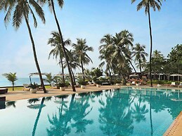 Novotel Mumbai Juhu Beach Hotel