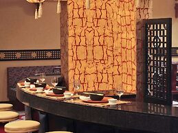 Novotel Mumbai Juhu Beach Hotel