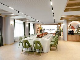 Grand Mercure Bangkok Atrium