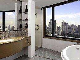 Grand Mercure Bangkok Atrium