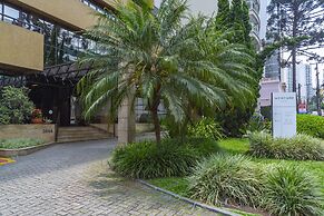 Mercure Curitiba Golden Hotel