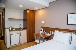 Mercure Curitiba Golden Hotel