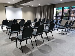 Mercure Curitiba Golden Hotel