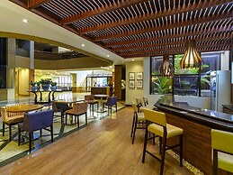 Mercure Curitiba Golden Hotel