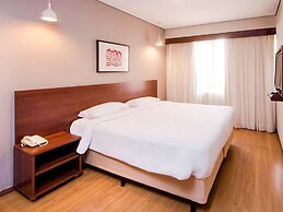 Mercure Curitiba Golden Hotel