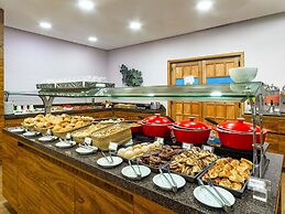 Mercure Curitiba Golden Hotel
