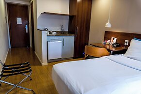 Mercure Curitiba Golden Hotel