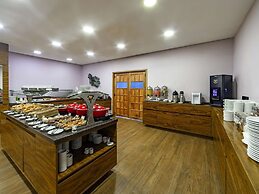 Mercure Curitiba Golden Hotel