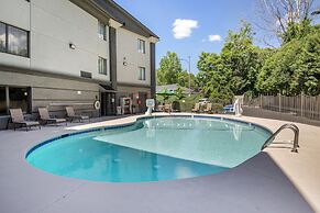 Comfort Inn Asheville East-Blue Ridge Pkwy Access