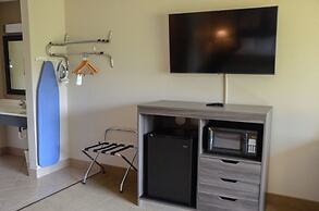 Super 8 by Wyndham Elgin