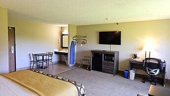 Super 8 by Wyndham Elgin