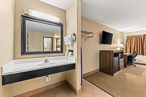 Super 8 by Wyndham Elgin