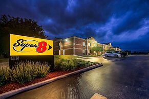 Super 8 by Wyndham Elgin
