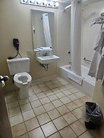 Barker's Island Inn Resort