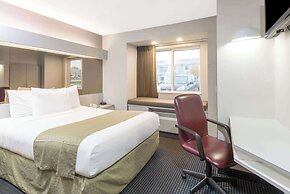 Baymont by Wyndham Henrietta/Rochester