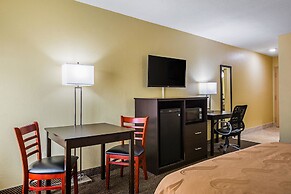 Quality Inn & Suites Greensburg I-74