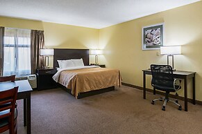 Quality Inn & Suites Greensburg I-74