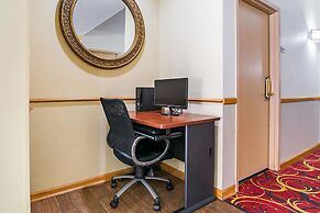 Quality Inn & Suites Greensburg I-74