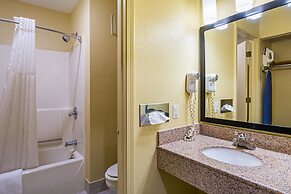 Quality Inn & Suites Greensburg I-74