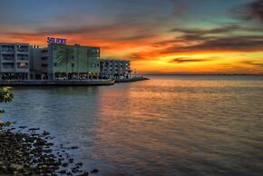 Sailport Waterfront Suites