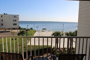 Sailport Waterfront Suites