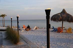 Sailport Waterfront Suites