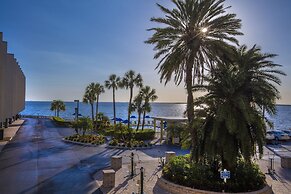 Sailport Waterfront Suites