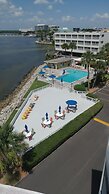 Sailport Waterfront Suites