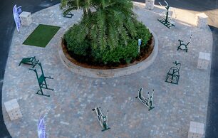 Sailport Waterfront Suites