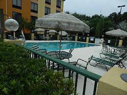 Comfort Suites Tampa - Brandon