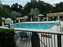 Comfort Suites Tampa - Brandon